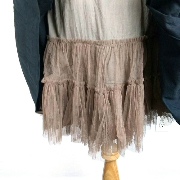 Beautiful Black and Tan Tiered Dress - Picture 6 of 6